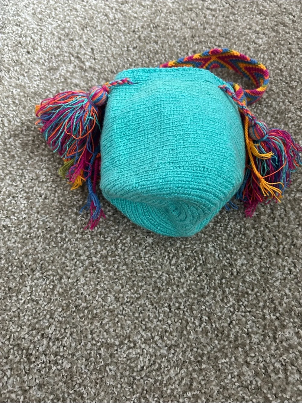 N/A bright turquoise